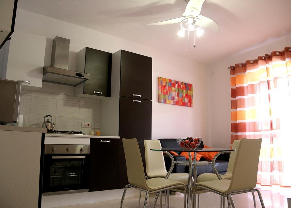 St.Joseph Apartment Marsaskala Rum bild